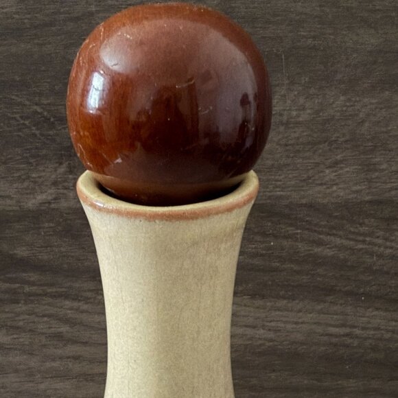 Vintage 70s Frankoma Joniece Frank V-7 Coffee Desert Gold Decanter With Stopper - Picture 6 of 10